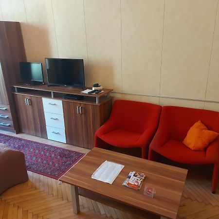 Cute Apartment Close To The Center 布达佩斯 外观 照片