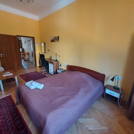 Cute Apartment Close To The Center 布达佩斯 外观 照片