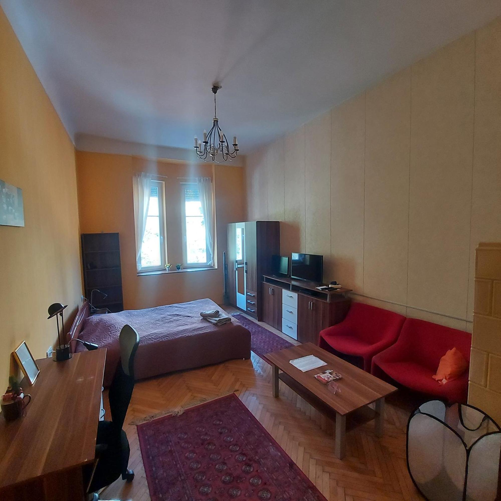 Cute Apartment Close To The Center 布达佩斯 外观 照片
